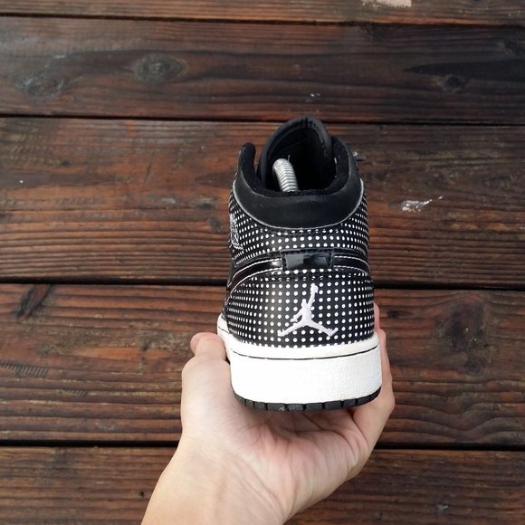 Women Size 7.5/Size 6 Youth 2009 Nike Air Jordan 1 Mid Polka Dot Basketball Shoe - Picture 6 of 8